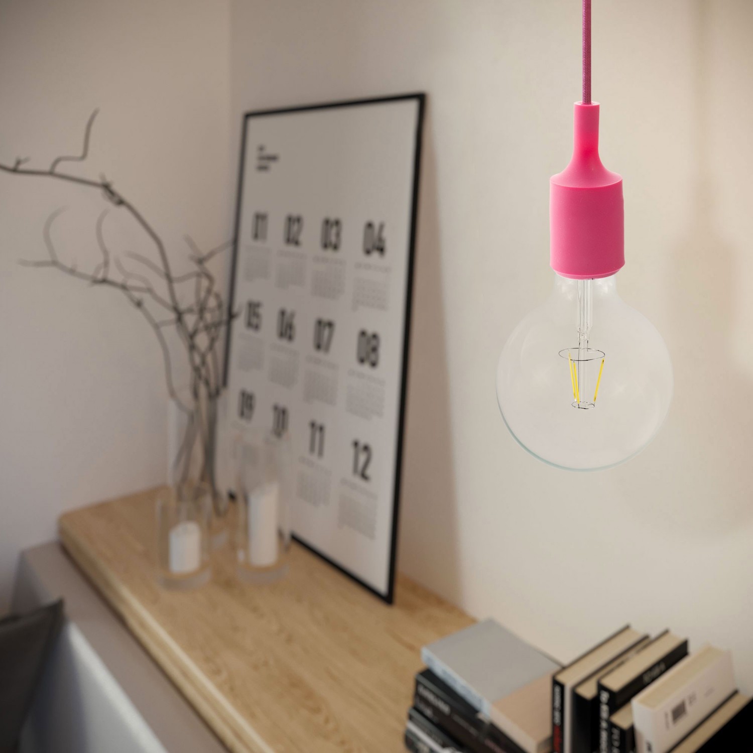 Lampada a sospensione con cavo tessile e finiture in silicone - Made in Italy