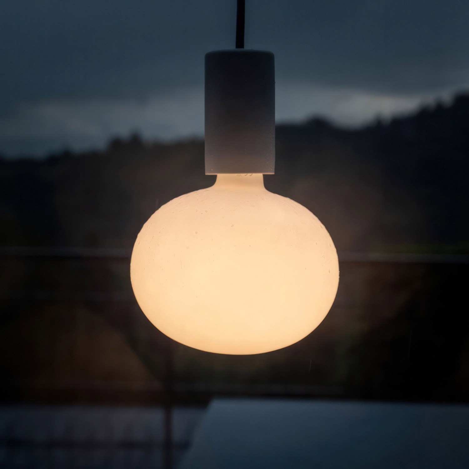 EIVA ELEGANT Suspension d'extérieur avec câble textile, rosace et douille en silicone étanche IP65