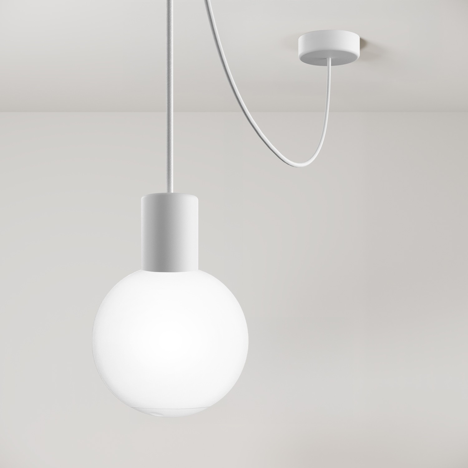Lampada a sospensione da esterno EIVA IP65 con paralume infrangibile Unbreak-a-Ball