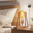 Taché Wood, Tischleuchte, komplett mit Textilkabel, Schalter und 2-poligem Stecker
