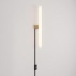 Lampe mit Stecker, Metallfinish und linearer LED S14d-Lampe