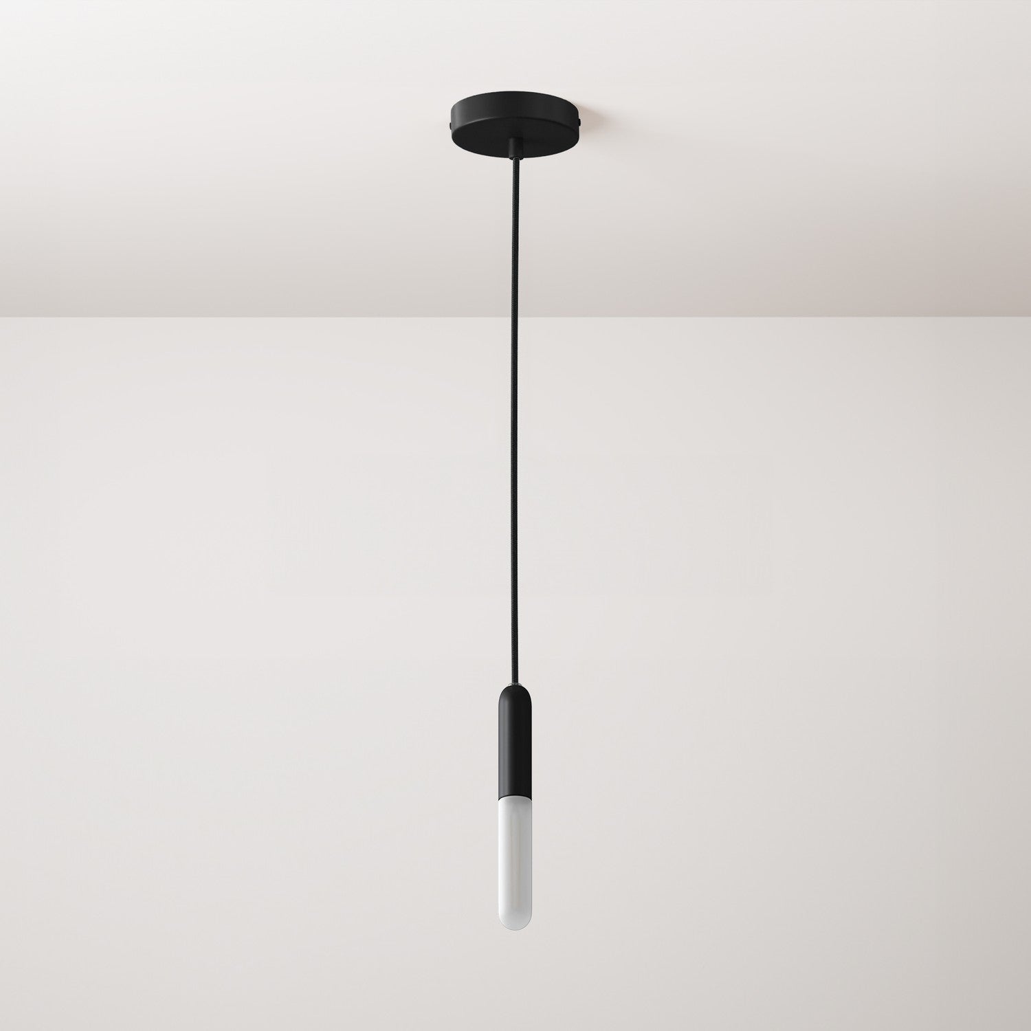 Lampada a sospensione completa di cavo tessile, portalampada E14 P-Light e finiture in metallo - Nero