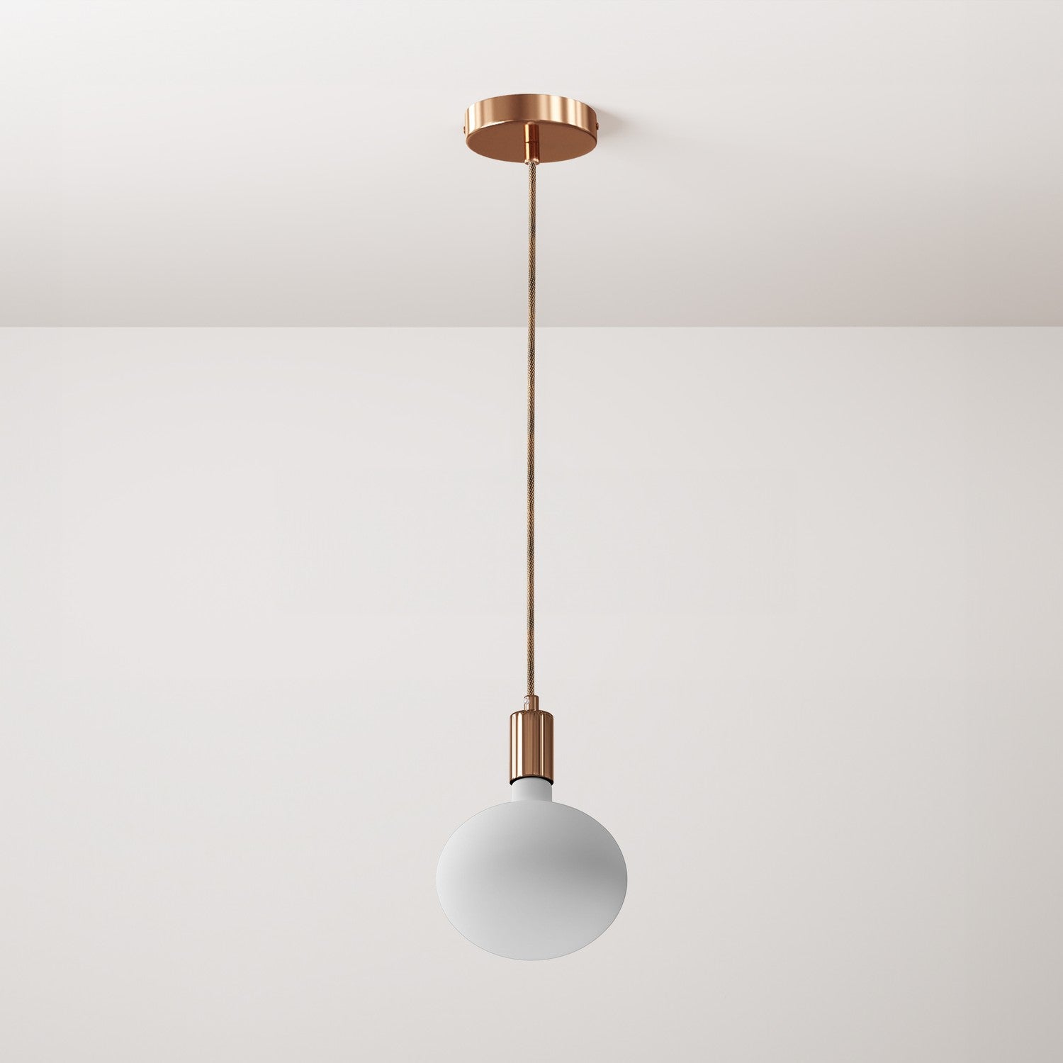 Lampada a sospensione completa di cavo tessile e finiture in metallo a contrasto - Rame