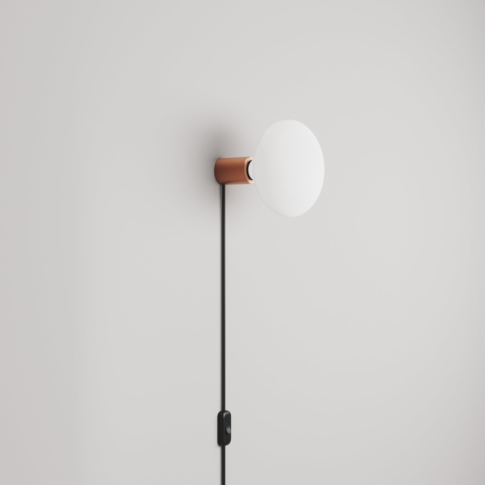 Lampada con spina con finitura metallica e lampadina LED Ellipse effetto porcellana- Rame satinato