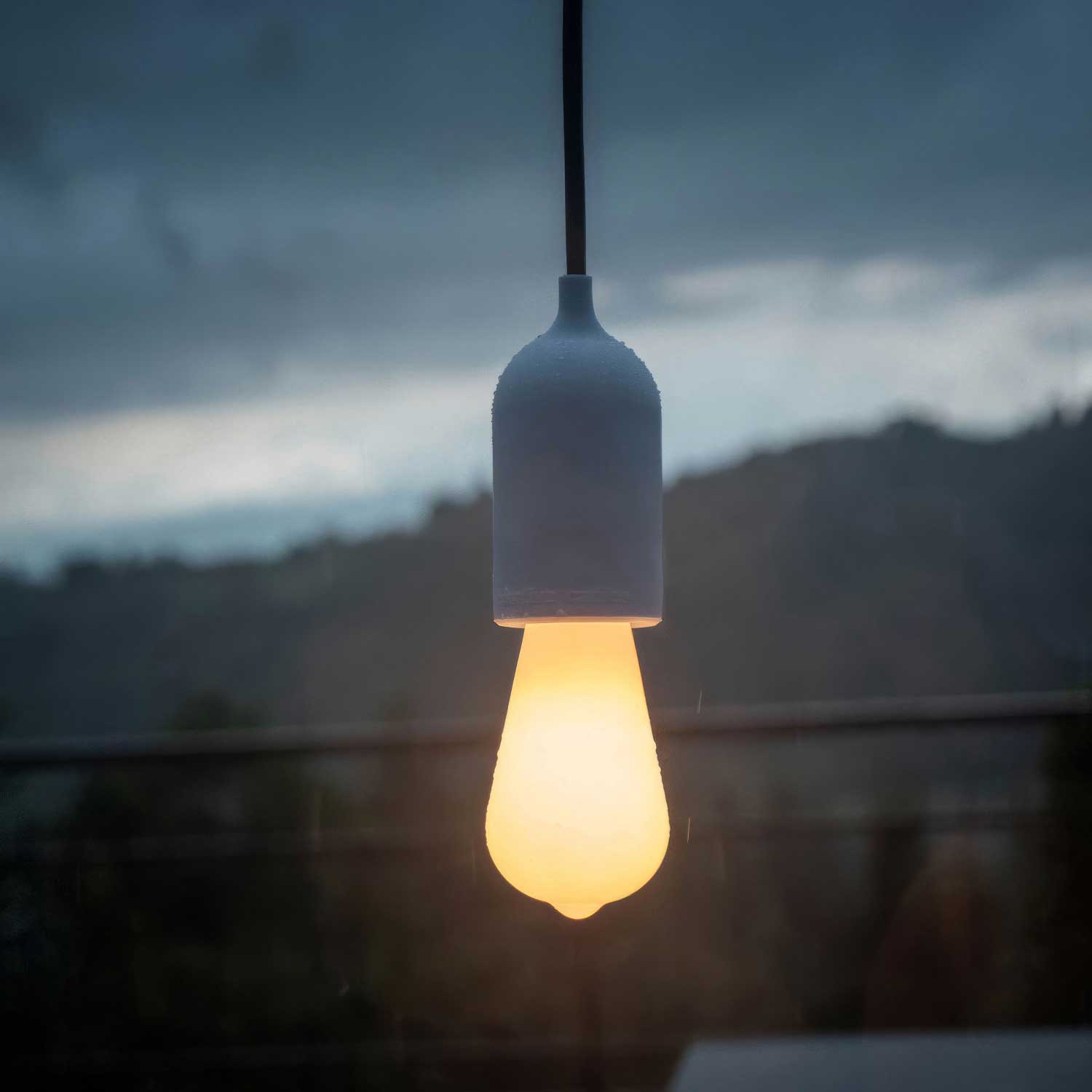 Modulair PASTEL Lampada da esterno con 5 m di cavo, decentatore, rosone e portalampada IP65 waterproof - Blu carta da zucchero