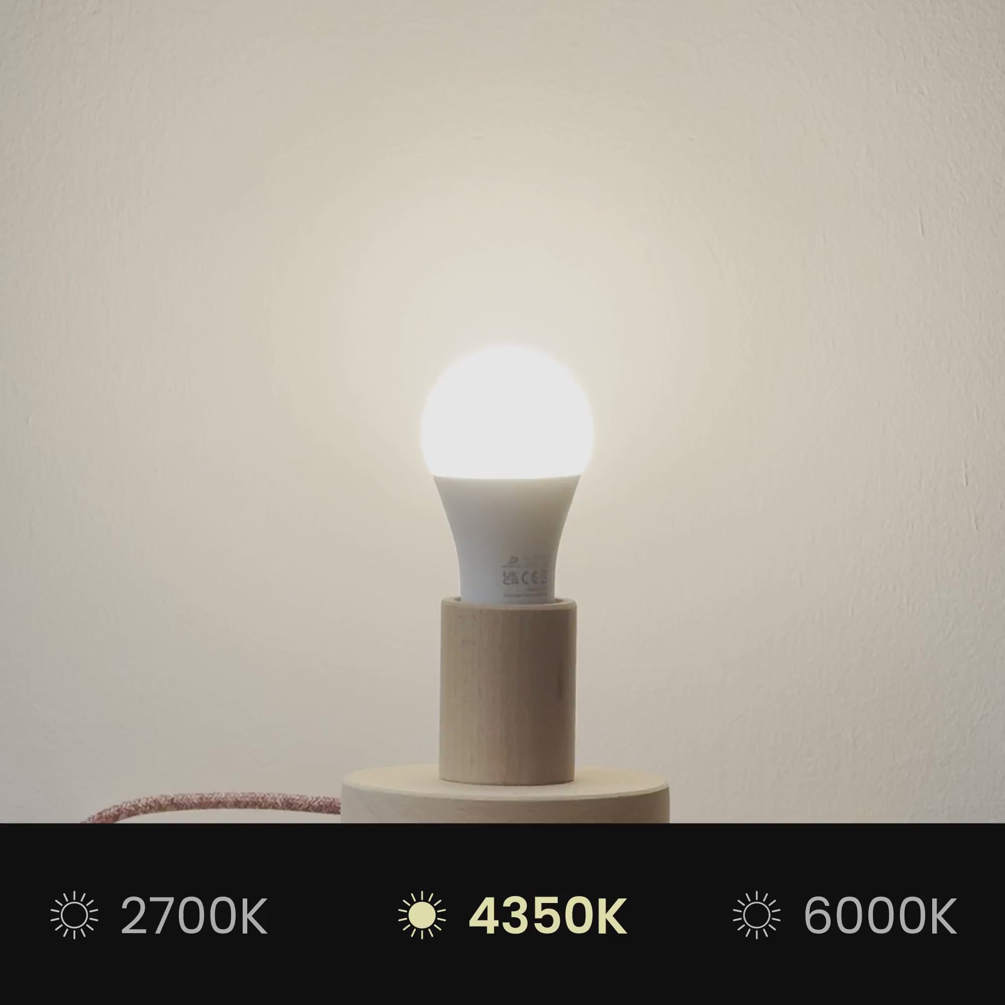 Video laden: Impero Lampenschirm L für Tischlampe oder Wandleuchte mit E27-Fassung – Made in Italy – Stoff Rot