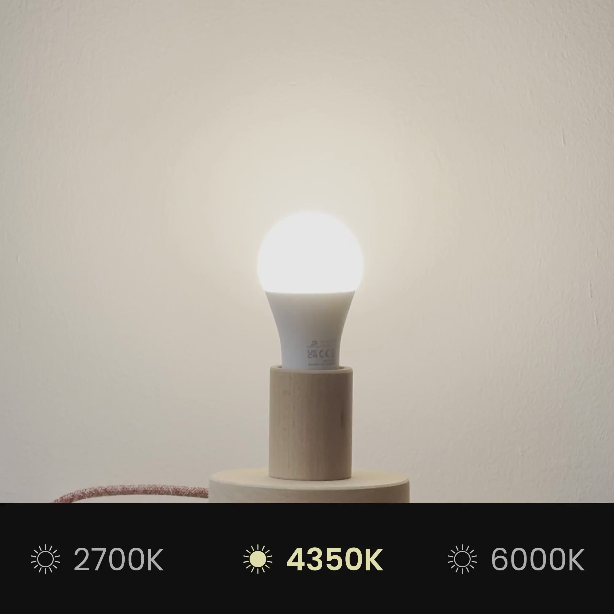 Charger la vidéo : Suspension avec abat-jour en tissu Cylindre Large - Fabriqué en Italie - Toile Lilas