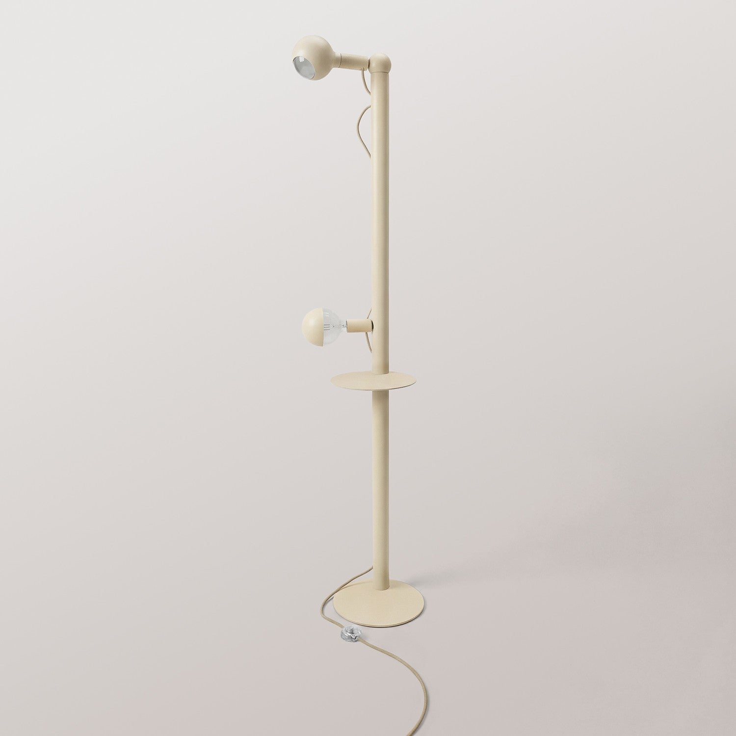 Rocco XXL - Lampada da terra con spina UK e lampadina Maria e Camo - Panna