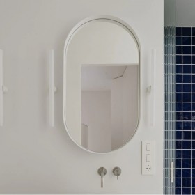 Il bagno audace: Creative Cables illumina la ceramica